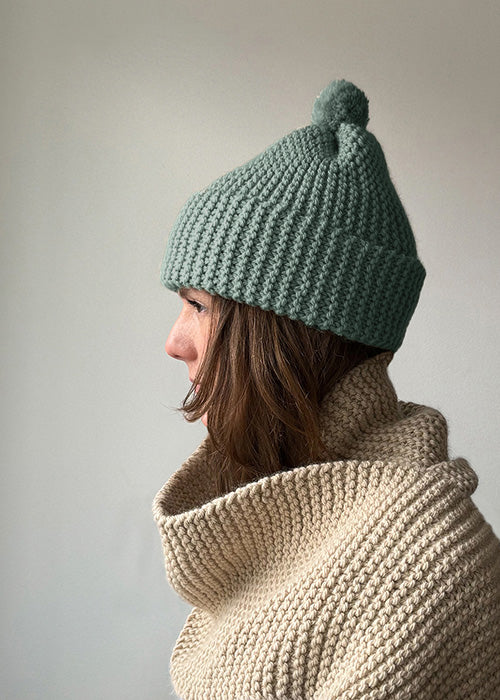 DIGITAL KNITTING PATTERN : CLASSIC POM BEANIE