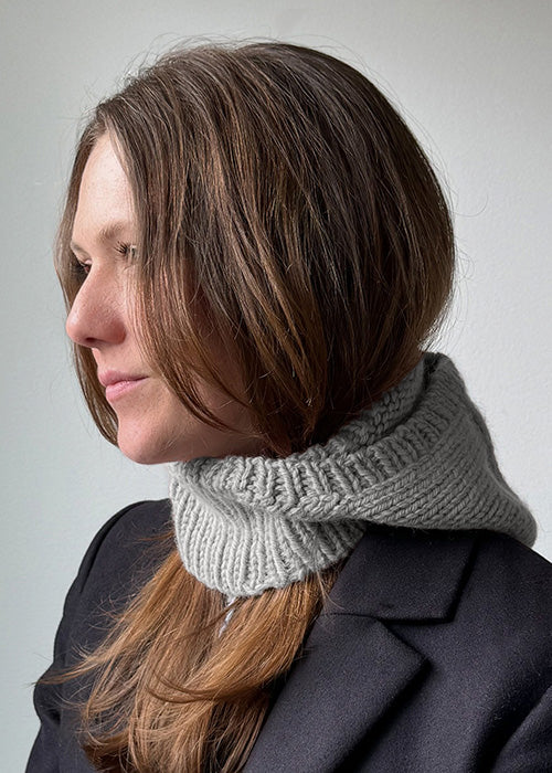 DIGITAL KNITTING PATTERN : LOW TIDE BALACLAVA