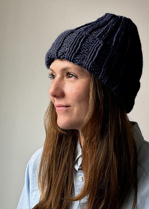 DIGITAL KNITTING PATTERN : SHORELINE BEANIE