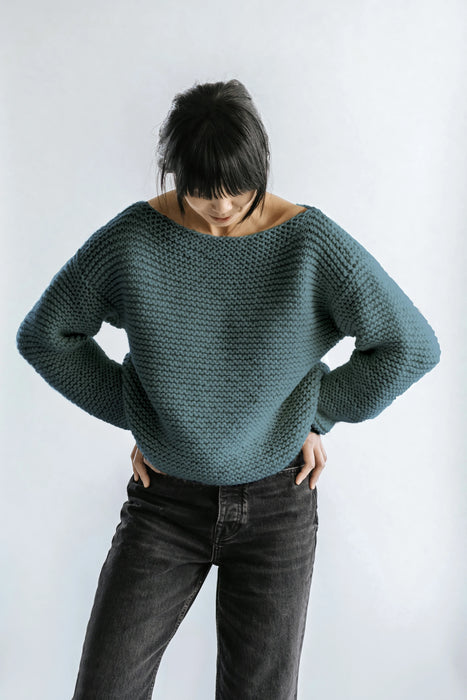 DIGITAL KNITTING PATTERN : HOLLYBURN SWEATER