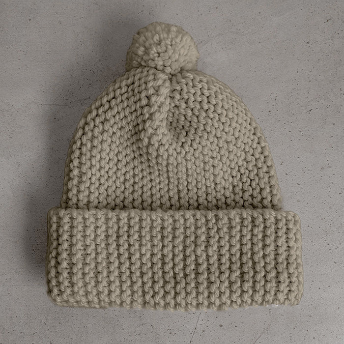 CLASSIC POM BEANIE KNITTING PATTERN