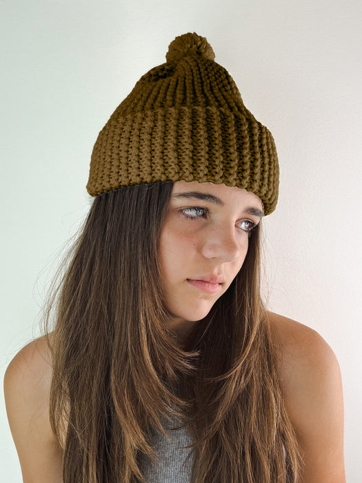 KNITTING KIT: CLASSIC POM BEANIE