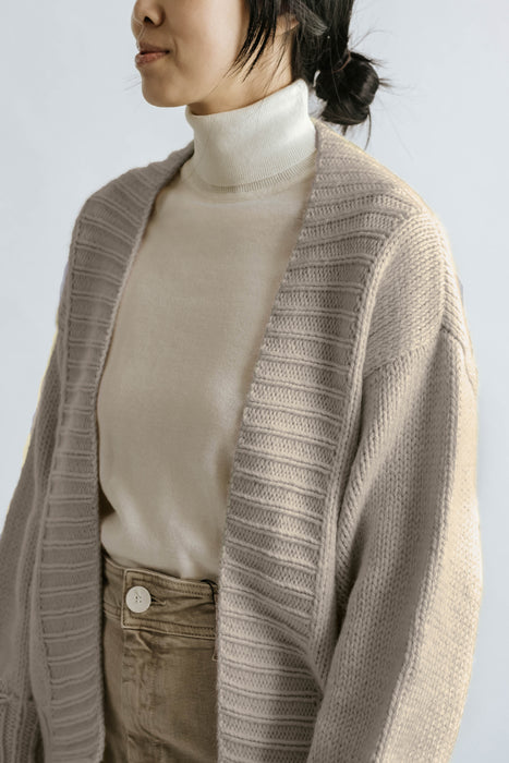 AINSLEY CARDIGAN KNITTING PATTERN