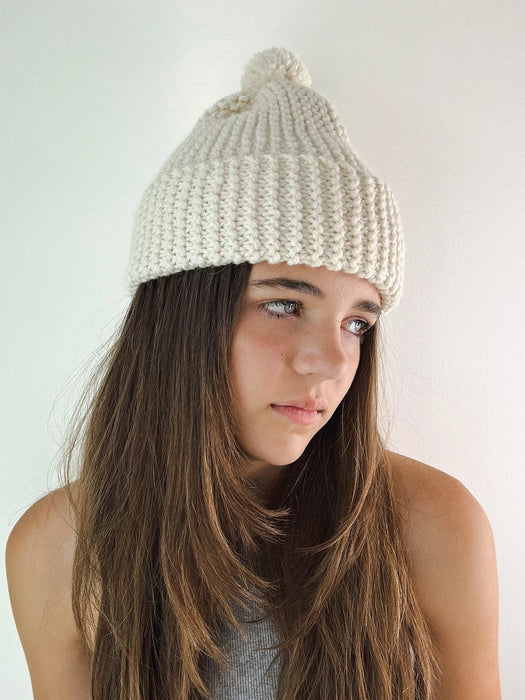 CLASSIC POM BEANIE KNITTING PATTERN