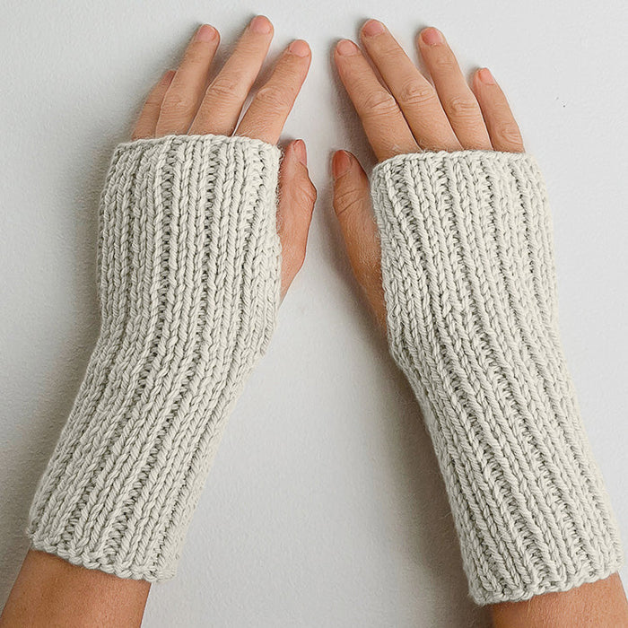 WANDERLUST WRIST WARMERS KNITTING KIT