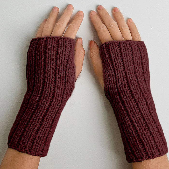 WANDERLUST WRIST WARMERS KNITTING KIT