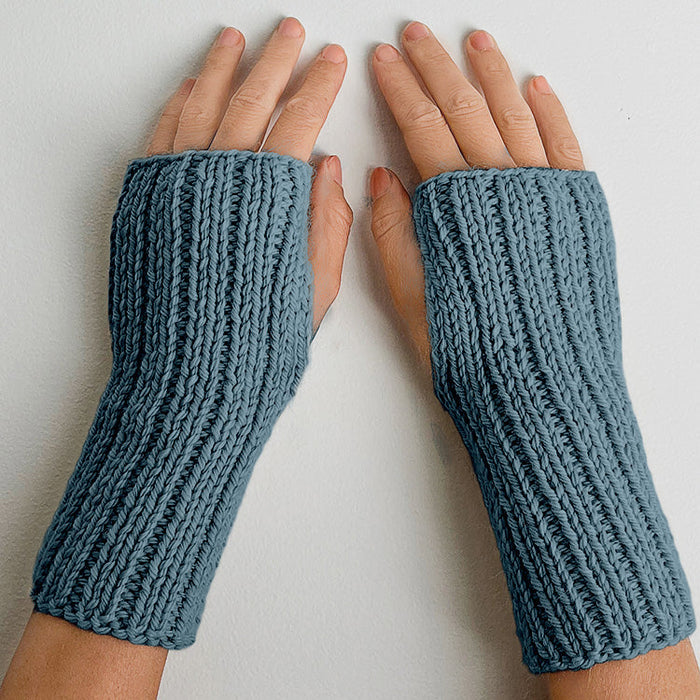 WANDERLUST WRIST WARMERS KNITTING KIT